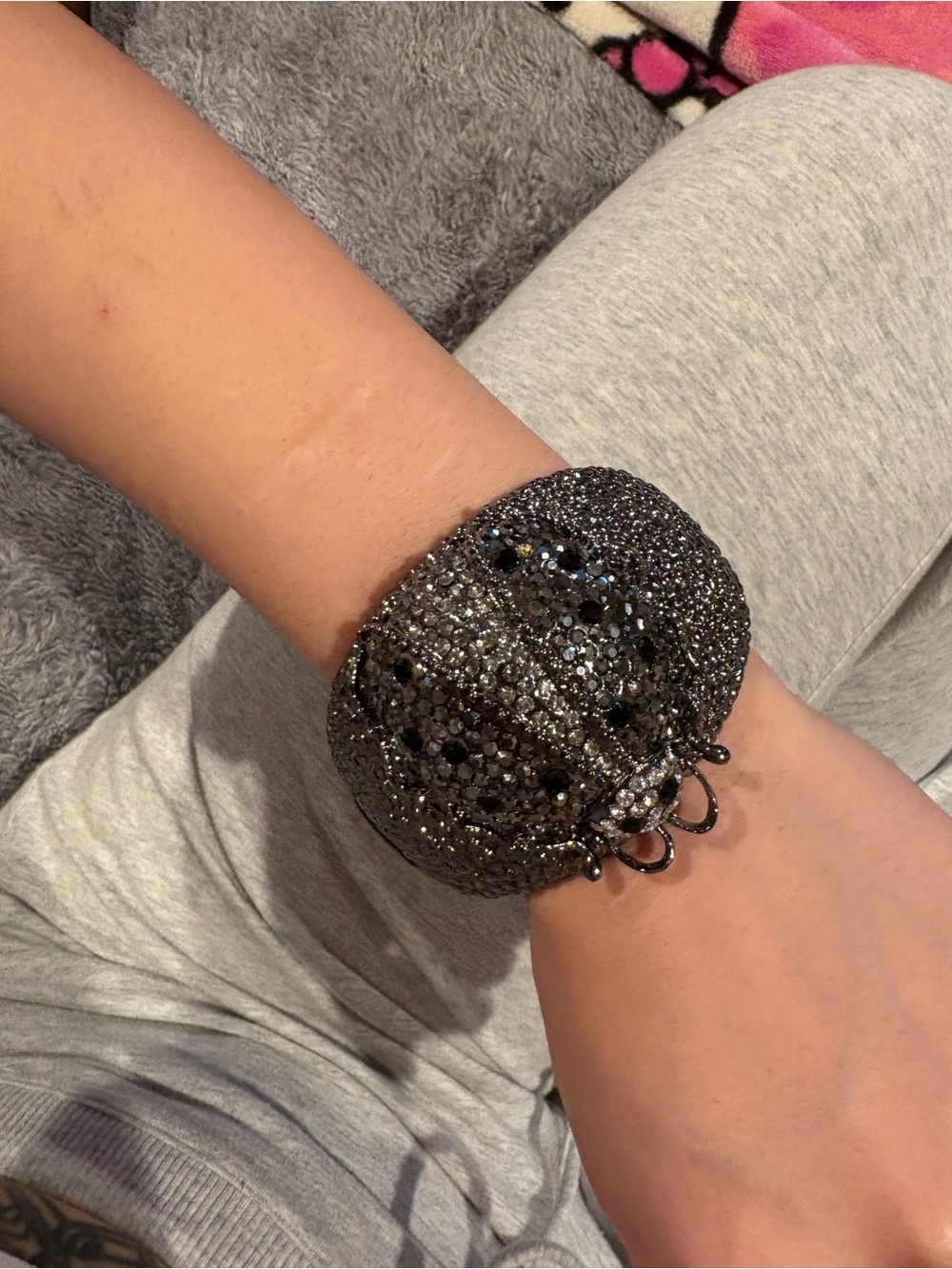 Sparkling Gunmetal Crystal Stretch Bracelet